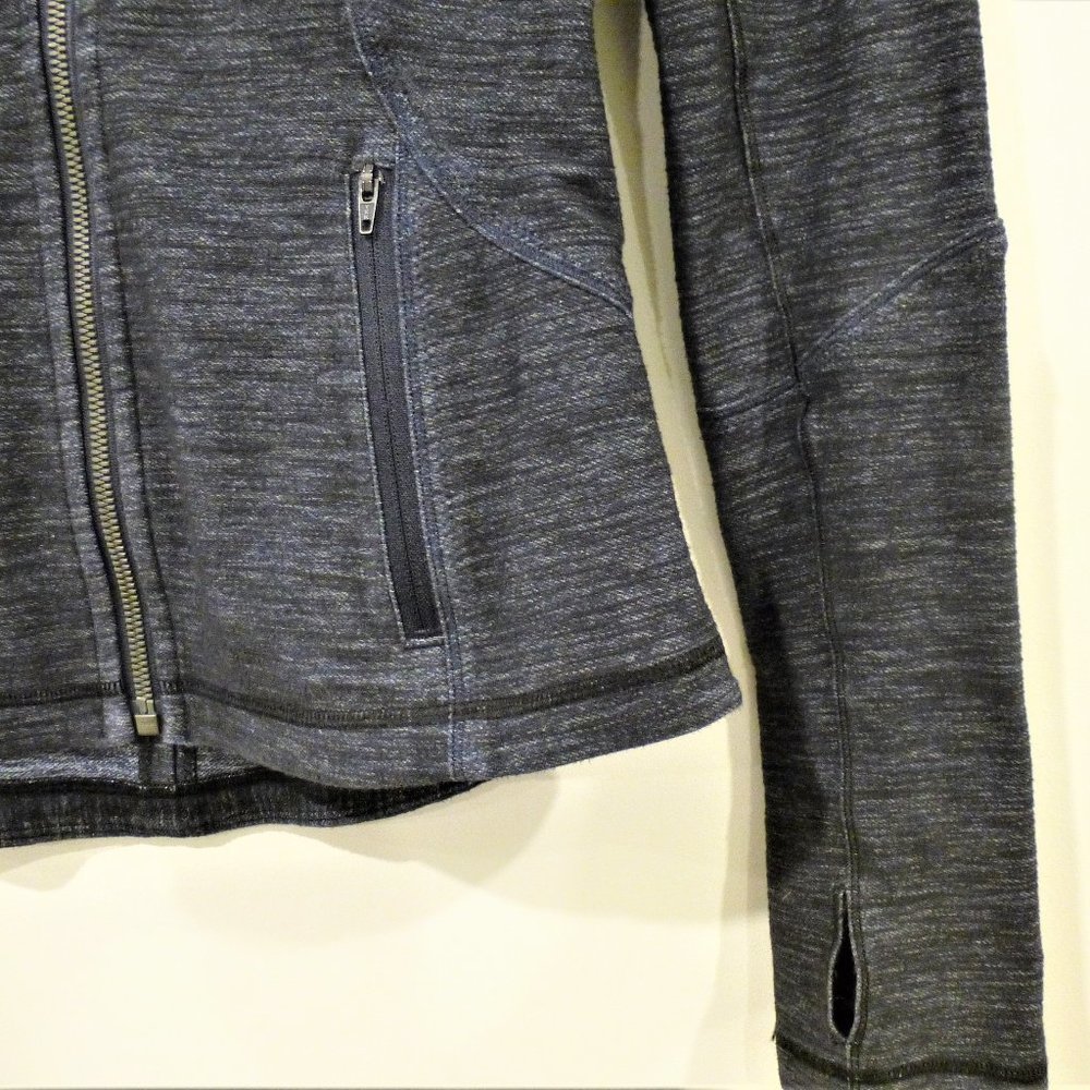 LULULEMON Forme Jacket in Slub Denim Inkwell - Picture 8 of 12